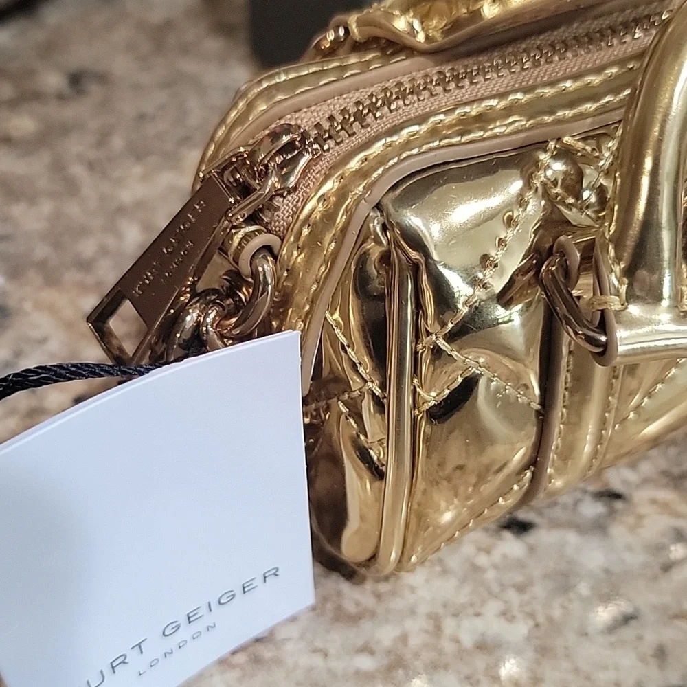 Kurt Guiger NWT kensington boston charm - Picture 6 of 7